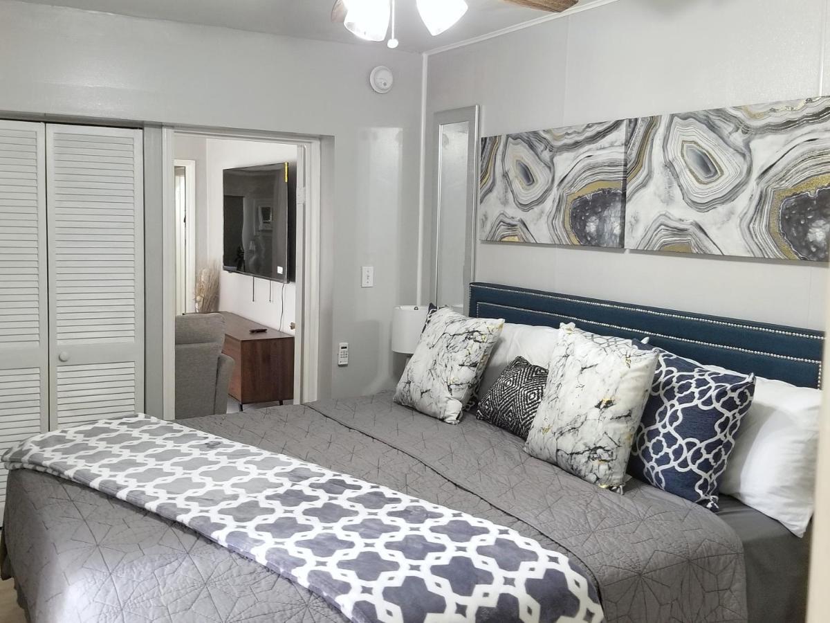 Glam Apartment 5 Miles From Hard Rock Stadium Miramar Εξωτερικό φωτογραφία